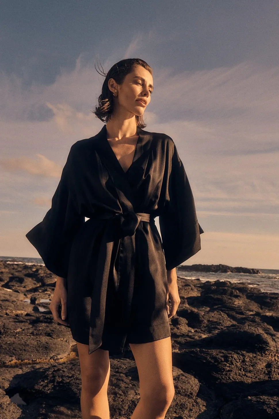 Diamond Pure Silk Black Short Robe