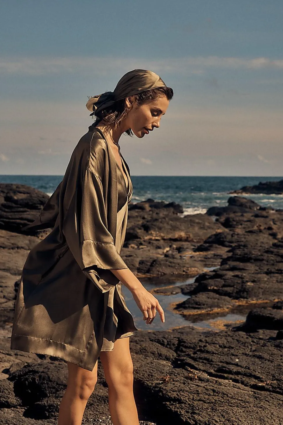 Diamond Pure Silk Olive Short Robe