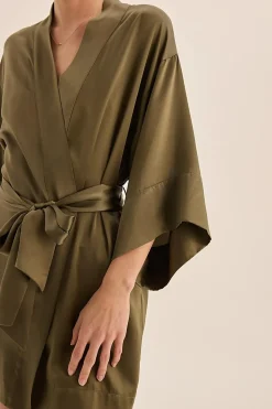 Diamond Pure Silk Olive Short Robe