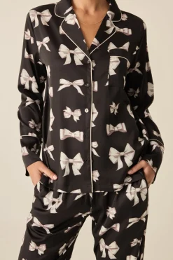 Kenzie Black Silky Satin Bow Set