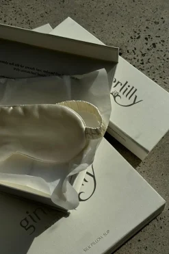 Opulent Ivory Pure Silk Eyemask