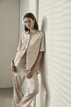 Telisha Natural Geo Cotton PJ Set